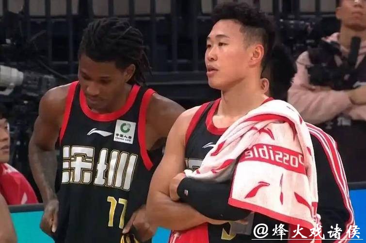 疯狂对抗惊爆全场!深圳怒斩山西,前冠军球队遭遇18连败 疯狂对抗惊爆全场!深圳怒斩山西,前冠军球队遭遇18连败